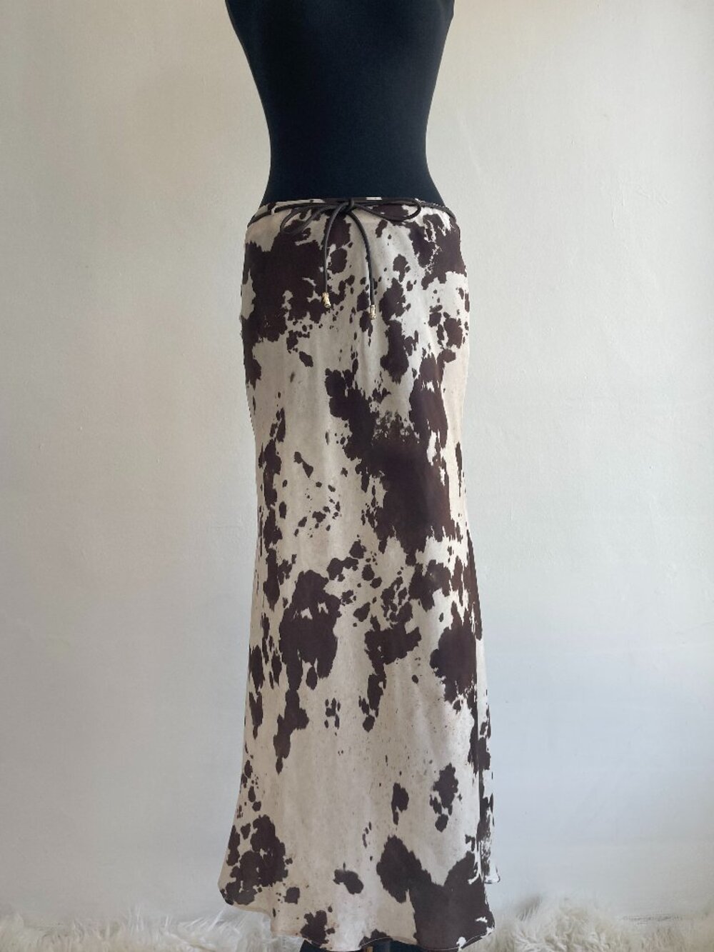 ZARA Cow Print Midi Satin Skirt with Belt - Picture 2 of 5